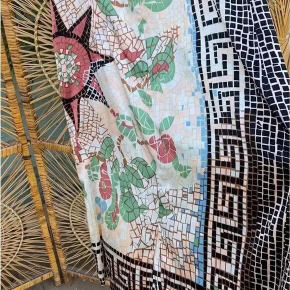 ✨ Beautiful handmade silk dress in a unique mosaic floral pattern. Size 12. - Picture 7 of 11